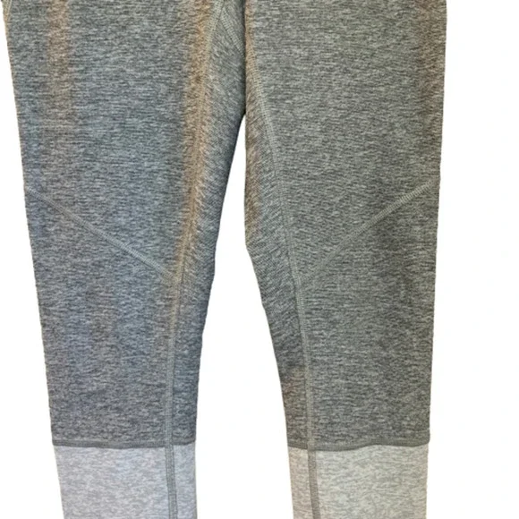 Outdoor Voices 7/8 Dipped Warm Up Leggings Colorblock Ash & Dove Size XS - Picture 4 of 7